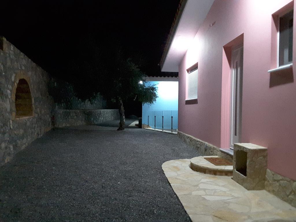 Shiraz Villas Kalamata Esterno foto
